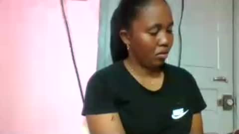 adelealy online show from July 9, 6:06 am
