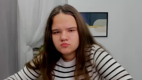 adelecruzz online show from February 7, 8:11 am