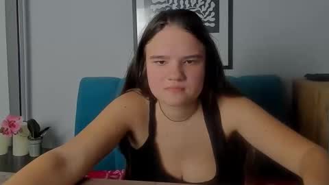 adelecruzz online show from March 22, 12:52 pm