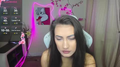 Adel online show from November 30, 1:31 am