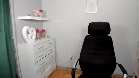 Adele online show from March 12, 6:52 am