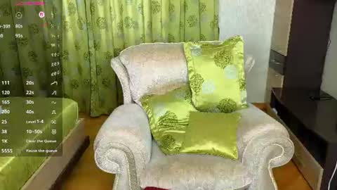 Snapshot of adelina_cowell chatting on June 16, 1:58 pm Adelina online show from June 16, 1:58 pm