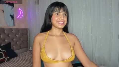 Snapshot of adeline_hill1 chatting on September 21, 11:06 pm Adeline online show from September 21, 11:06 pm