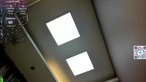 Adeline Perle online show from October 10, 10:53 pm