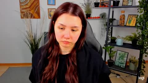 Your sweet girl online show from February 18, 1:44 pm