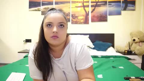 Adellineee online show from November 1, 10:01 pm