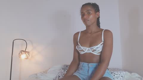 Snapshot of adelyn_x chatting on January 12, 11:39 am instragram adelyn 111 online show from January 12, 11:39 am