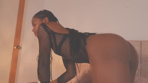 Snapshot of adelyn_x chatting on February 1, 8:08 am instragram adelyn 111 online show from February 1, 8:08 am