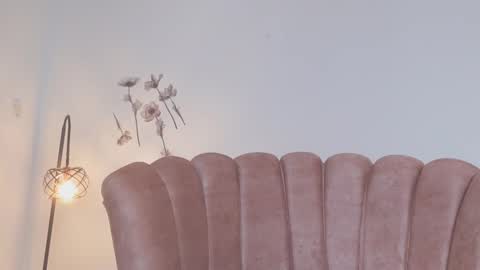 Snapshot of adelyn_x chatting on February 18, 12:39 pm instragram adelyn 111 online show from February 18, 12:39 pm