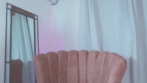 Snapshot of adelyn_x chatting on March 6, 4:52 am instragram adelyn 111 online show from March 6, 4:52 am