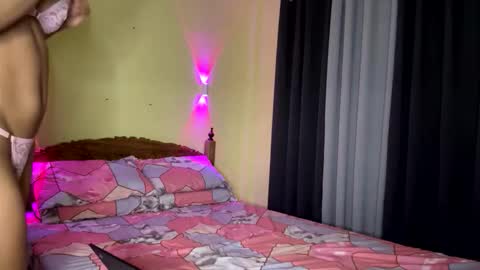 Cassie online show from January 18, 3:05 pm