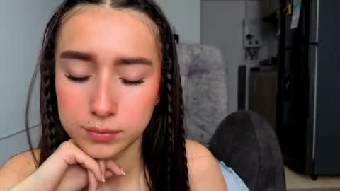 Snapshot of adhara_kitten chatting on May 19, 2:12 pm Adhara online show from May 19, 2:12 pm