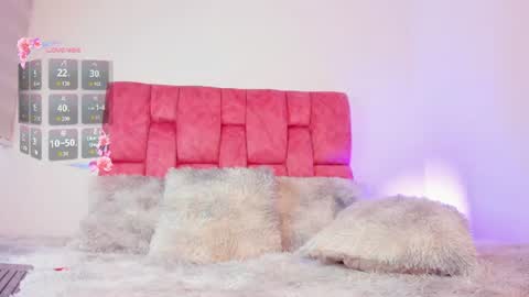 Snapshot of adhara_smith_ chatting on July 8, 12:42 pm online show from July 8, 12:42 pm