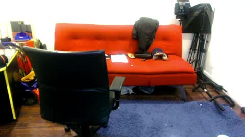 Snapshot of adick_ting chatting on March 15, 9:10 pm adick_ting online show from March 15, 9:10 pm