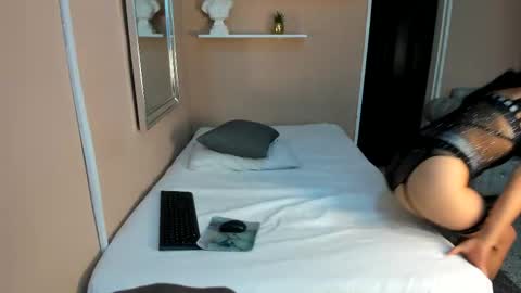 Adonis and Afrodita  online show from June 2, 3:08 am
