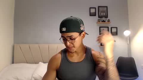 Adonis online show from September 15, 10:54 pm