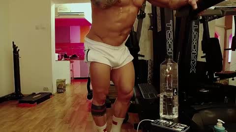 Adonis online show from January 18, 11:00 pm