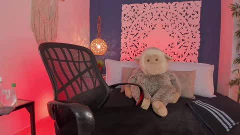 adonis_wb online show from January 15, 4:39 am