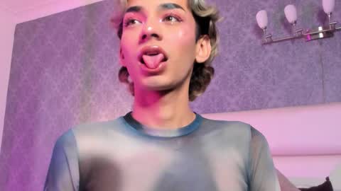 Adonis  online show from December 4, 9:34 pm