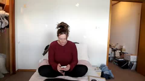 Snapshot of adorable22 chatting on October 19, 7:03 pm adorable22 online show from October 19, 7:03 pm