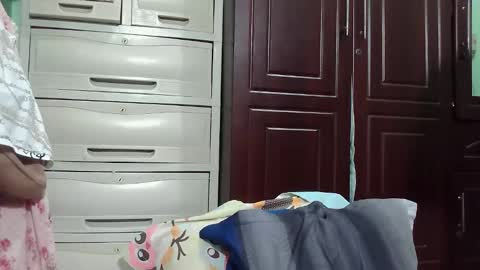 annelovesu online show from April 11, 1:48 pm