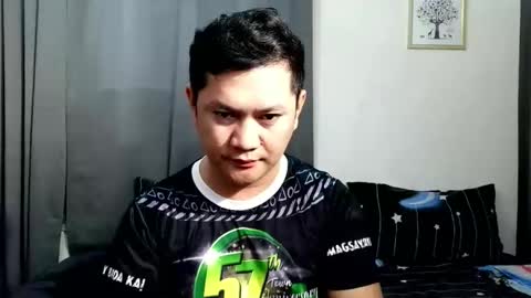 adorableasianboy online show from April 4, 12:35 pm