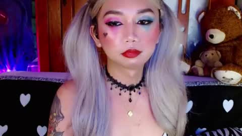Snapshot of adorableslutxxx chatting on December 24, 7:28 am jasmine online show from December 24, 7:28 am