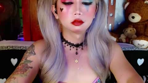 Snapshot of adorableslutxxx chatting on December 27, 6:46 am jasmine online show from December 27, 6:46 am