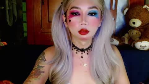 Snapshot of adorableslutxxx chatting on January 10, 9:20 pm jasmine online show from January 10, 9:20 pm