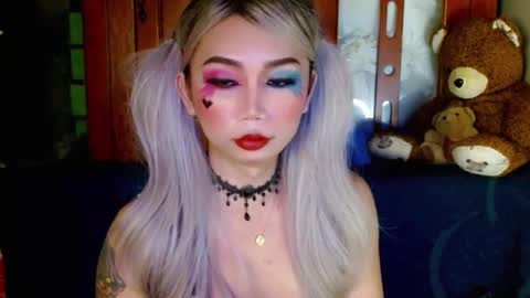 Snapshot of adorableslutxxx chatting on January 16, 6:16 pm jasmine online show from January 16, 6:16 pm