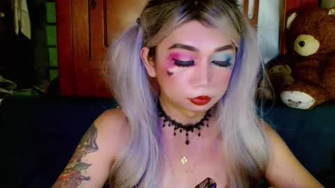 Snapshot of adorableslutxxx chatting on January 21, 10:30 pm jasmine online show from January 21, 10:30 pm