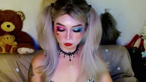 Snapshot of adorableslutxxx chatting on February 26, 6:54 pm jasmine online show from February 26, 6:54 pm