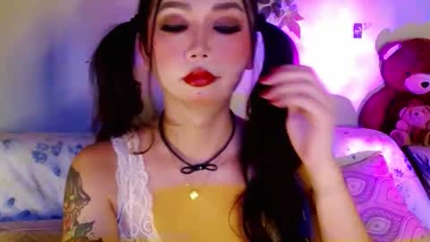Snapshot of adorableslutxxx chatting on September 18, 12:34 am jasmine online show from September 18, 12:34 am