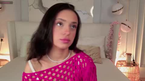 adoracortes online show from November 29, 5:10 am