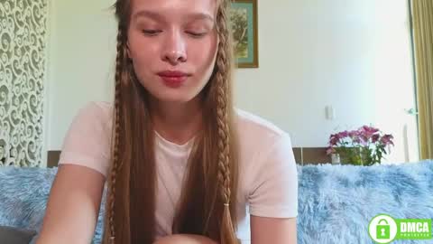 Lia  online show from May 13, 5:16 am