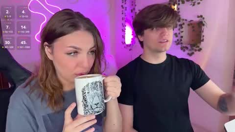 Snapshot of adrean_sofi chatting on November 20, 2:17 pm adrean_sofi online show from November 20, 2:17 pm