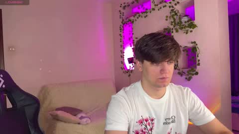 adrean_sofi online show from January 15, 9:14 am