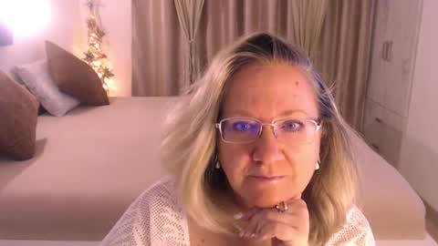 Cryna online show from January 27, 4:52 am