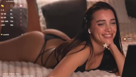 Victoria online show from November 18, 5:28 pm