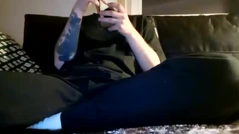 Future online show from May 19, 1:44 am
