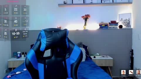 Snapshot of adrian_del_mar chatting on May 14, 10:27 pm Adrian del Mar online show from May 14, 10:27 pm