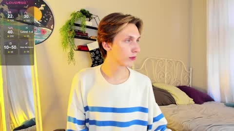 Snapshot of adrian_di chatting on January 5, 12:31 pm Adrian online show from January 5, 12:31 pm