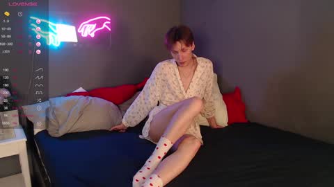 Snapshot of adrian_di chatting on January 21, 10:41 am Adrian online show from January 21, 10:41 am
