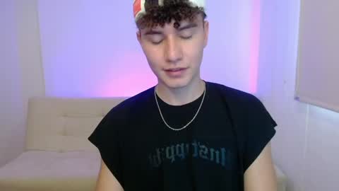 adrian morelli online show from April 16, 8:53 pm