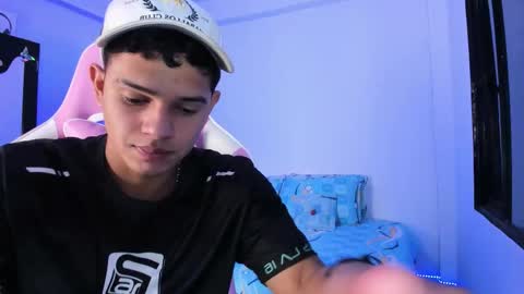 Snapshot of adrian_prime_ chatting on February 24, 7:23 pm ADRIAN online show from February 24, 7:23 pm