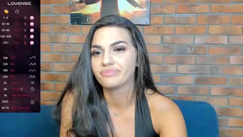 Adriana online show from September 26, 9:30 pm