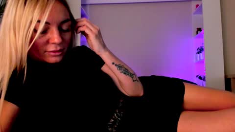 Adriana online show from December 14, 10:34 am
