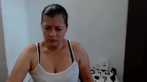 Adriana milf online show from October 14, 3:13 pm
