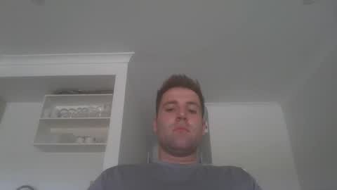 Snapshot of adrianchiodo chatting on October 7, 4:42 am adrianchiodo online show from October 7, 4:42 am