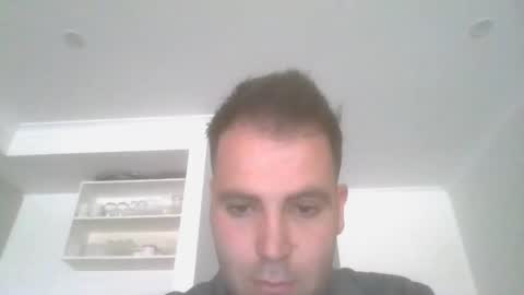 Snapshot of adrianchiodo chatting on October 21, 5:08 am adrianchiodo online show from October 21, 5:08 am